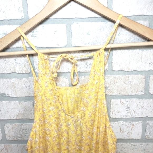 HOLLISTER Floral Sleeveless Romper Yellow Size XS - Picture 3 of 7